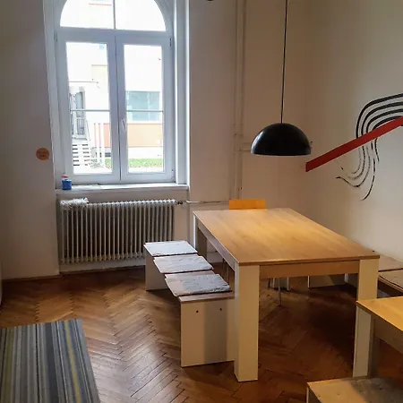 Hostel C - Punkt