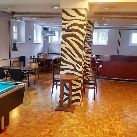 Hostel C - Punkt *