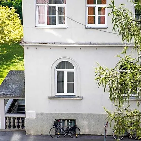 C - Punkt Hostel *