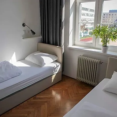 C - Punkt