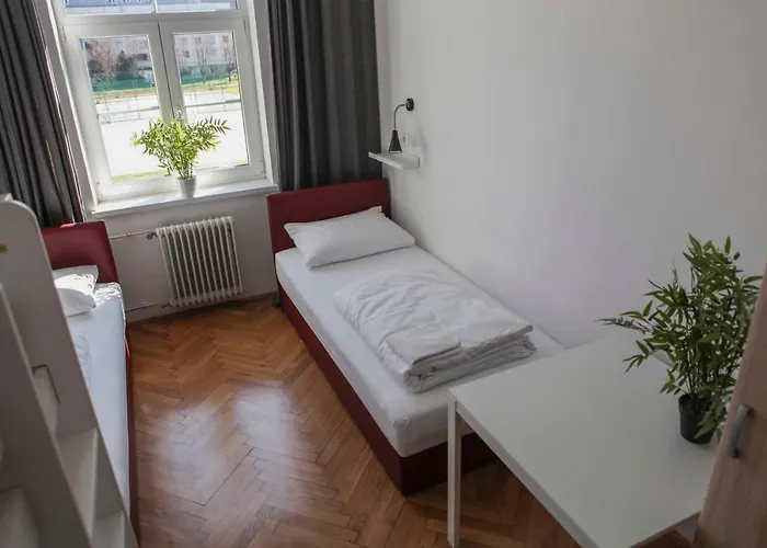 Hostel C - Punkt Lublaň