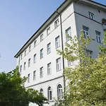 Vandrerhjem C - Punkt Ljubljana